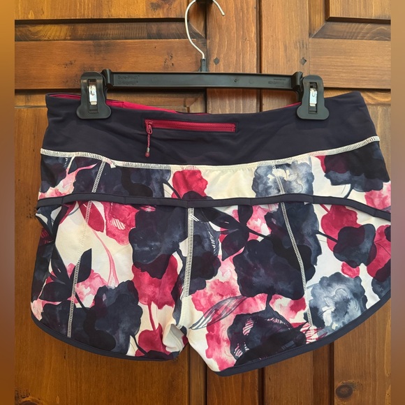 Lululemon Athletica Size 6 Speed Up Multicolor Floral Running Shorts EUC - Picture 2 of 7